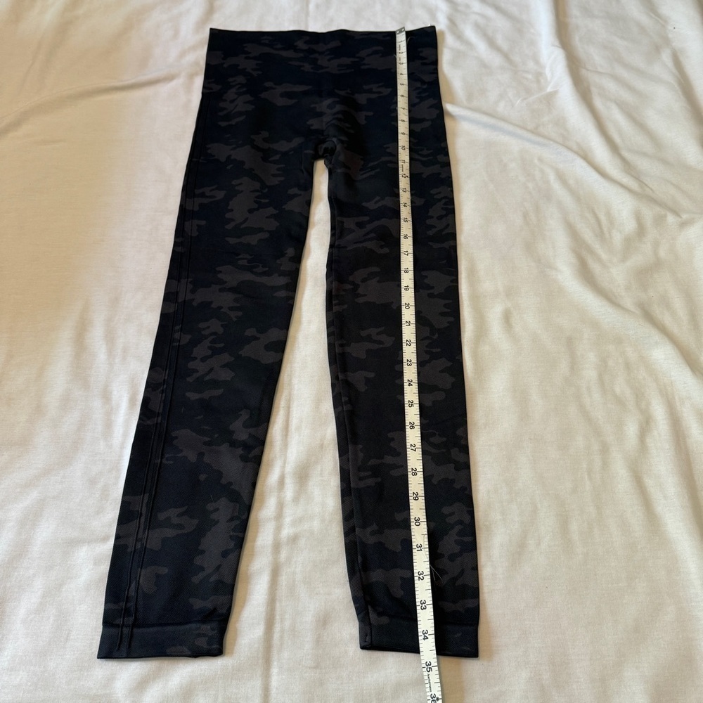 Spanx Large Look At Me Now Camo Seamless Leggings Camouflage - Picture 6 of 8